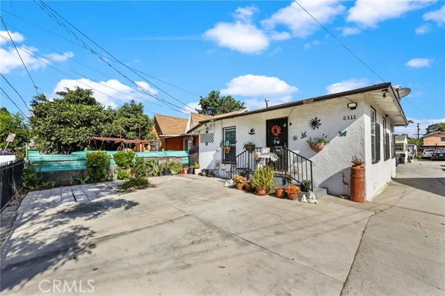 2111 E 118th Street photo 4