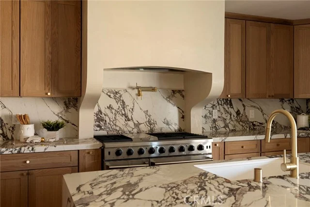 6829 E Parapet photo 2