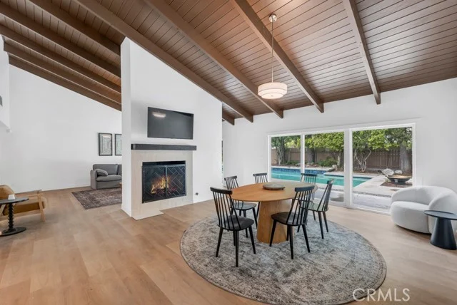 23611 Ladrillo Street photo 2