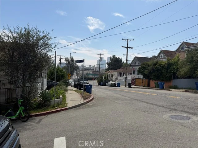 1495 stadium way photo 3