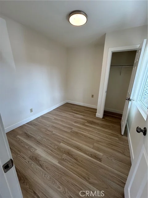 2033 W Burnett Street photo 5