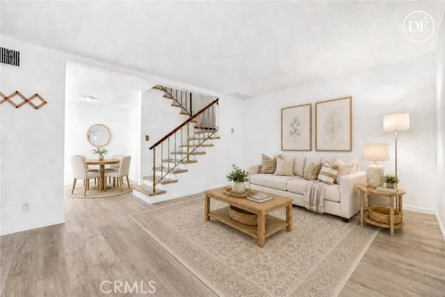 7301 Lennox Avenue #D13, Van Nuys