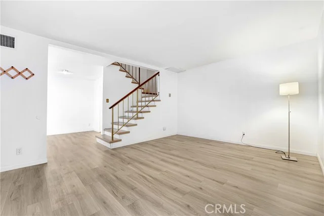 7301 Lennox Avenue #D13 photo 4