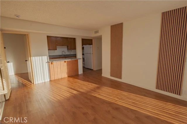 1140 Pacific Ave #20 photo 3