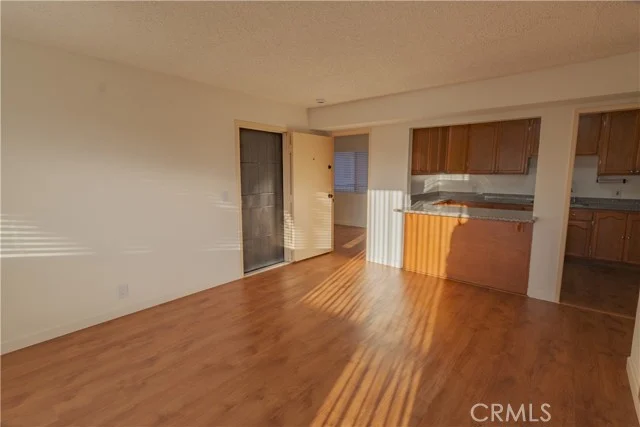 1140 Pacific Ave #20 photo 4