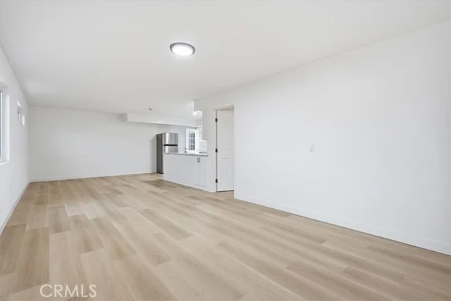 2470 Webster photo 5