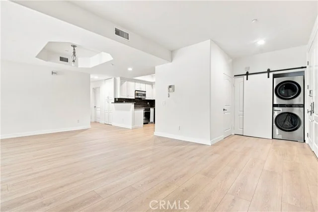 8555 Cashio St APT 101, Los Angeles, CA 90035 photo 4