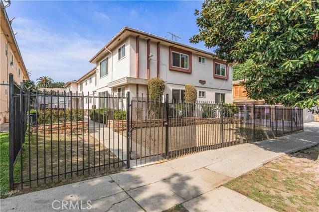 4017 Gelber Place photo 2