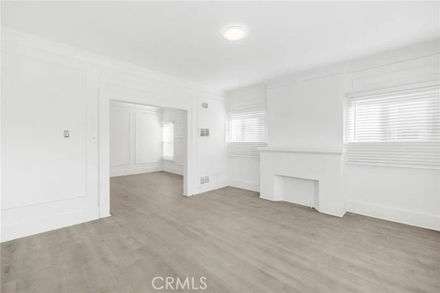 548 N Kenmore photo 5