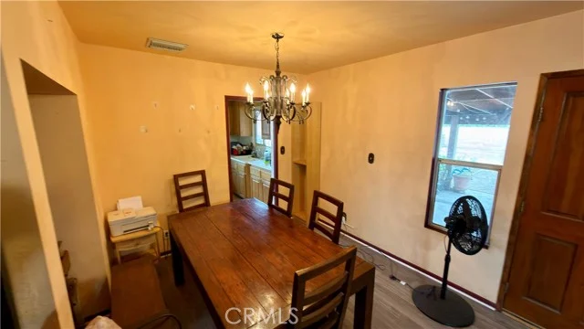 7712 Lemp photo 4