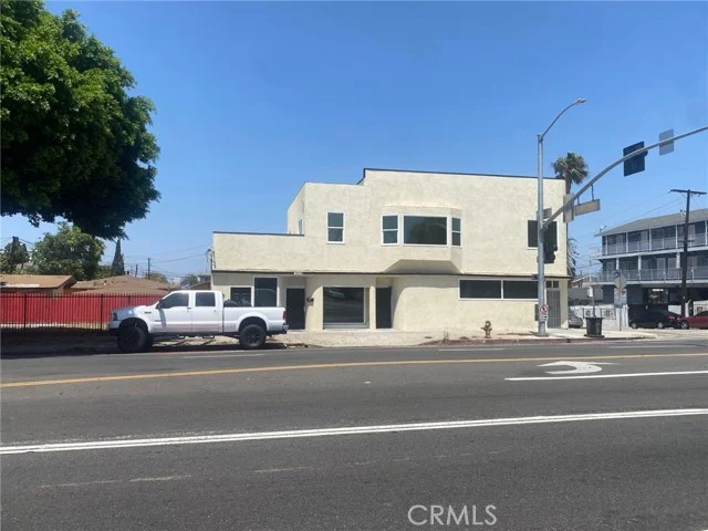 3201 W Florence, Los Angeles