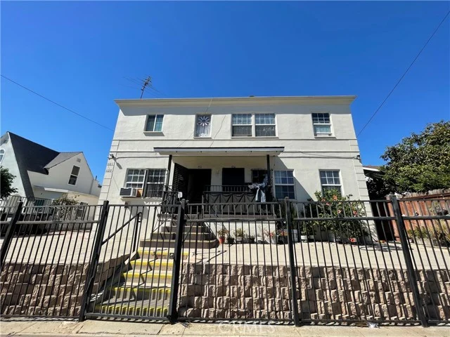 421 N Mott, Los Angeles