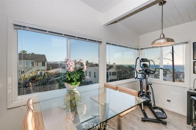 231 Longfellow Avenue photo 4