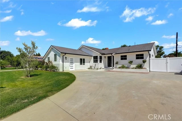 7746 Sunnybrae photo 2