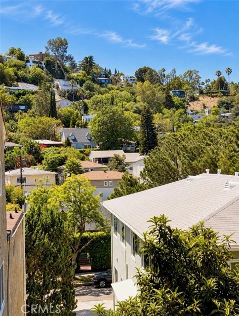 1825 N Easterly Terrace photo 4