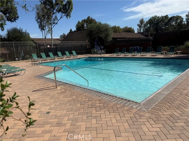2260 Stonewood Court photo 3
