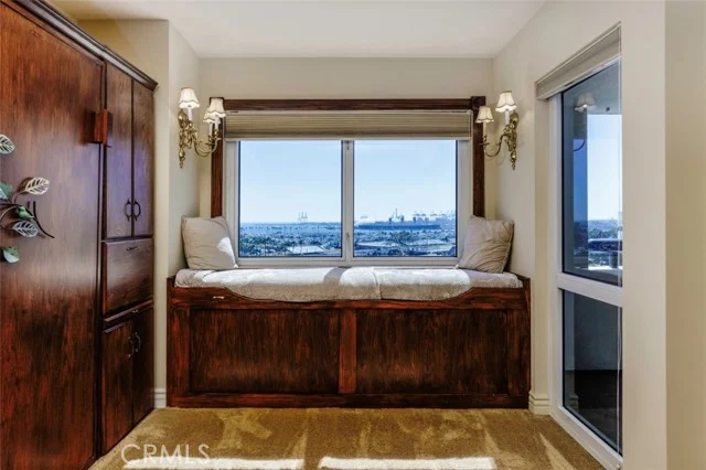 525 E Seaside Way #807 photo 5