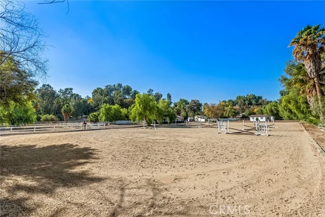 5547 PARADISE VALLEY Road, Hidden Hills