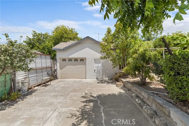 6111 Hillandale Dr photo 5
