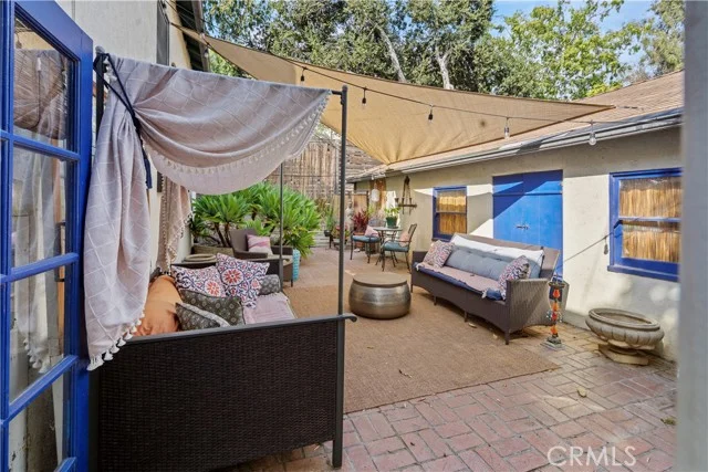 2051 Lake Shore, Los Angeles