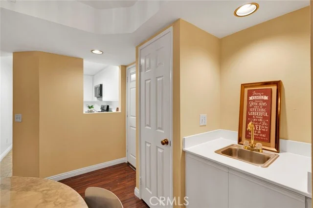 801 Pine Avenue #205 photo 4