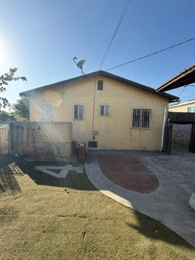440 N Ezra Street photo 5