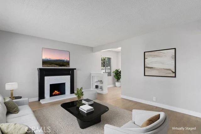 14882 Marigold Avenue photo 2