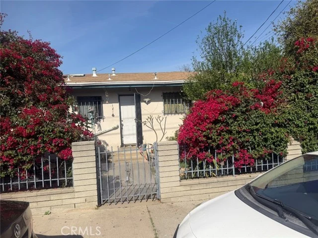 2468 W Avenue 32 photo 4
