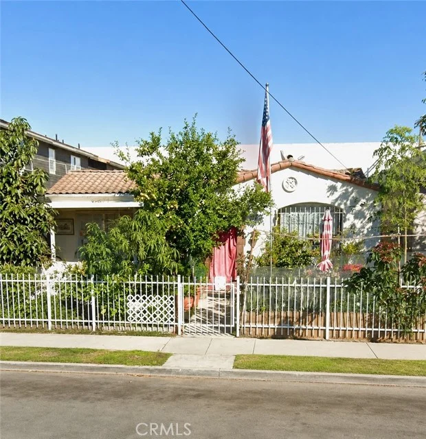 925 E 32nd Street, Los Angeles