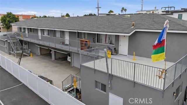 2311 Vanderbilt Ln. photo 5