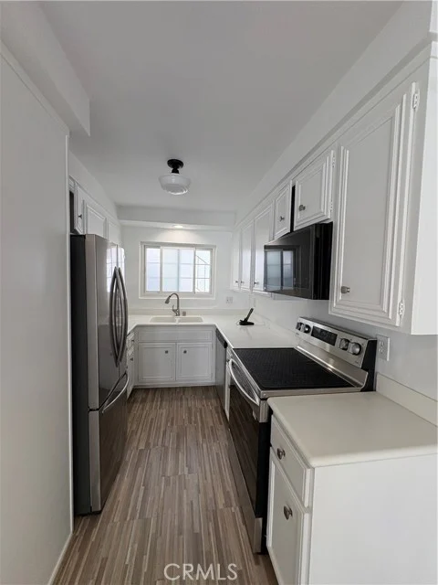 8130 Redlands #10 photo 2