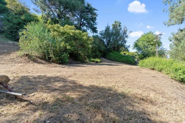 3320 Landa Street photo 4
