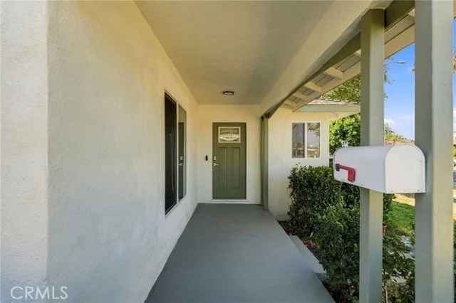 6324 Tampa Avenue photo 3