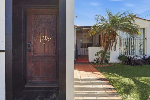 1540 E Wardlow photo 4