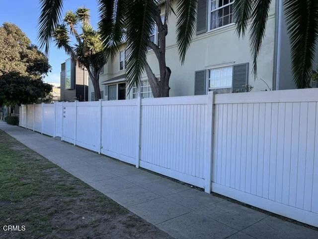 414 Grand Boulevard photo 3