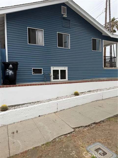 240 N Meyler photo 5