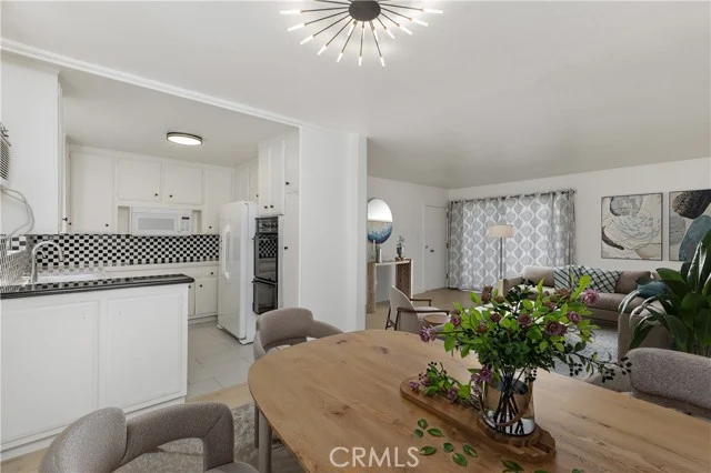 1632 Camden #204 photo 2