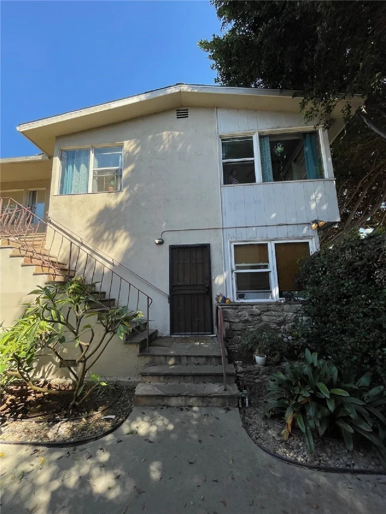 1035 E Appleton Street #2 photo 3