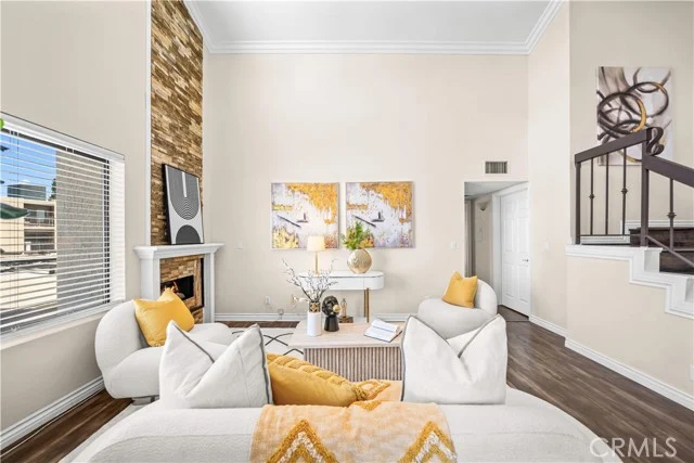 4211 Arch #203 photo 3
