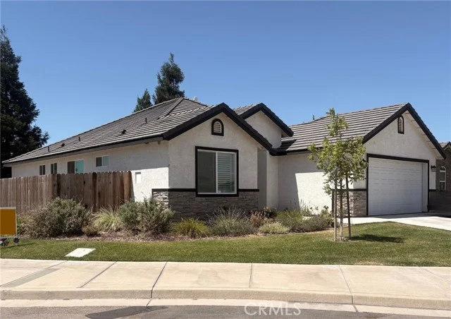 2024 De La Vina Court photo 2