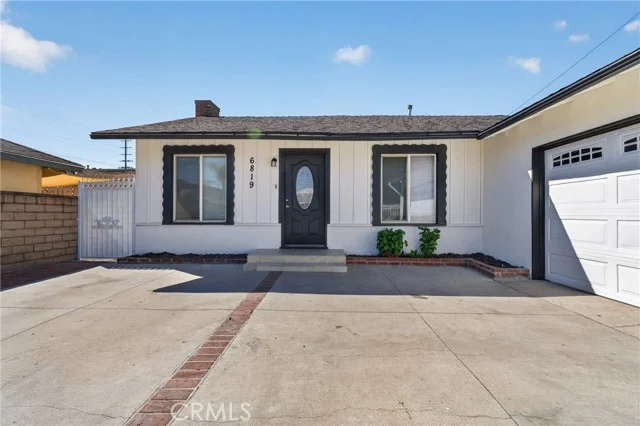 6819 Bellaire Avenue photo 2