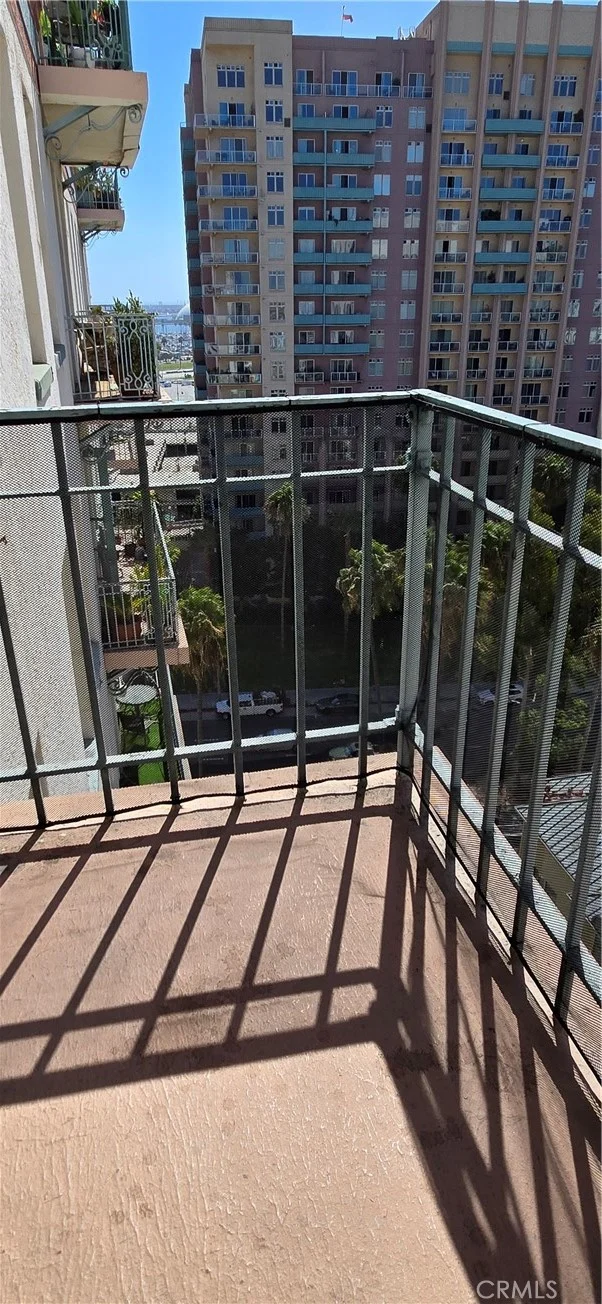 455 E Ocean Boulevard #1106 photo 3