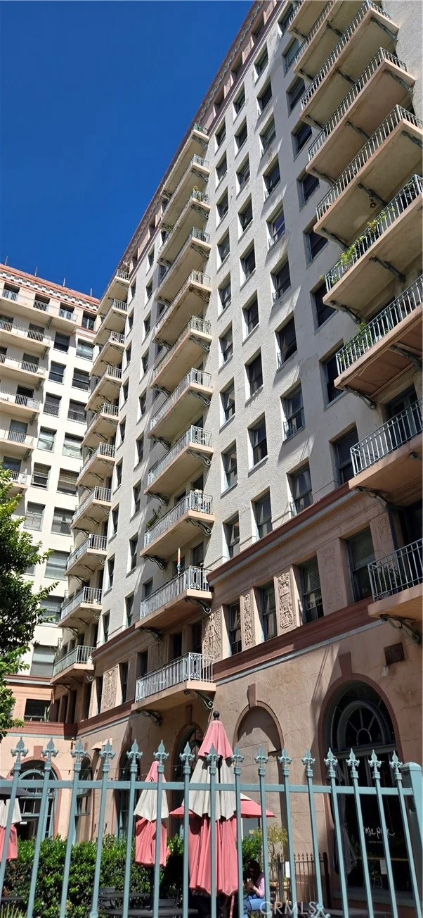 455 E Ocean Boulevard #1106 photo 5