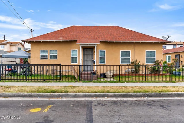 10333 Inglewood Avenue photo 3