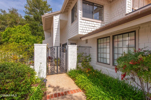 4225 Dan Wood Drive photo 5