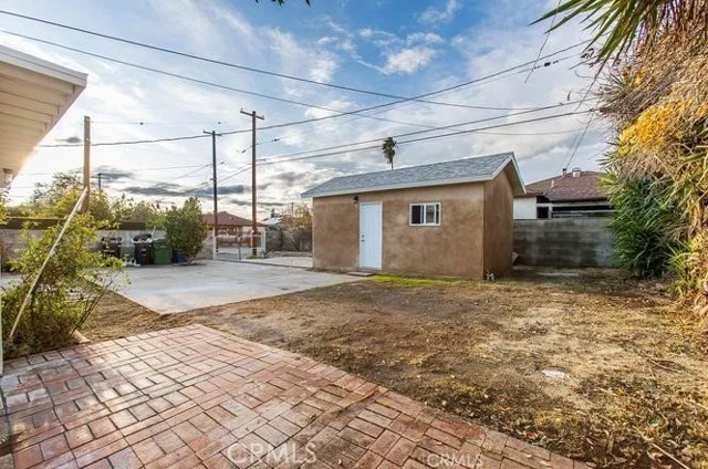 12955 Montague photo 3