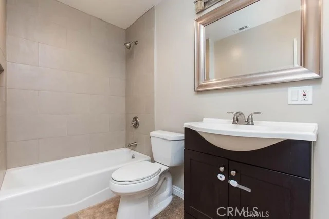 12955 Montague photo 4