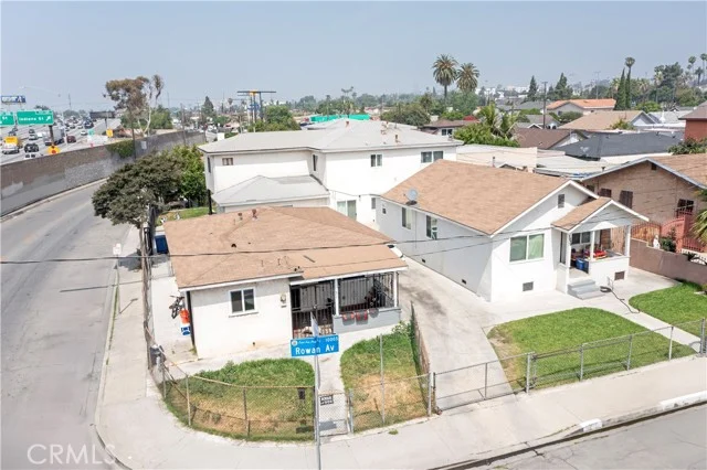 4045 Dennison Street photo 4