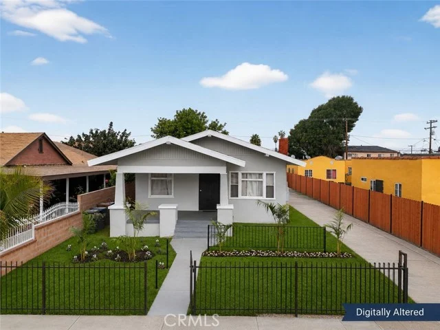 1043 W 95th Street photo 3