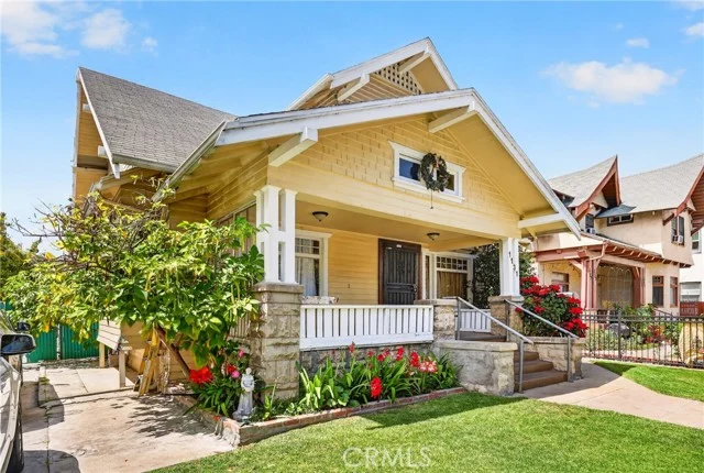 1131 Echo Park Ave photo 4
